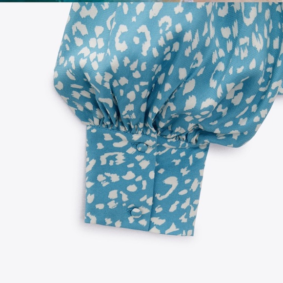 Zara leopard print pleated long sleeve blouse - Picture 4 of 6